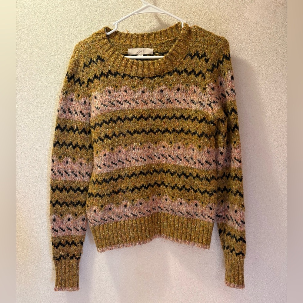 LOFT Pink and Gold Patterned Sweater